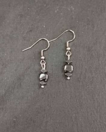 1    σκουλρικια τετραγωνα (1)